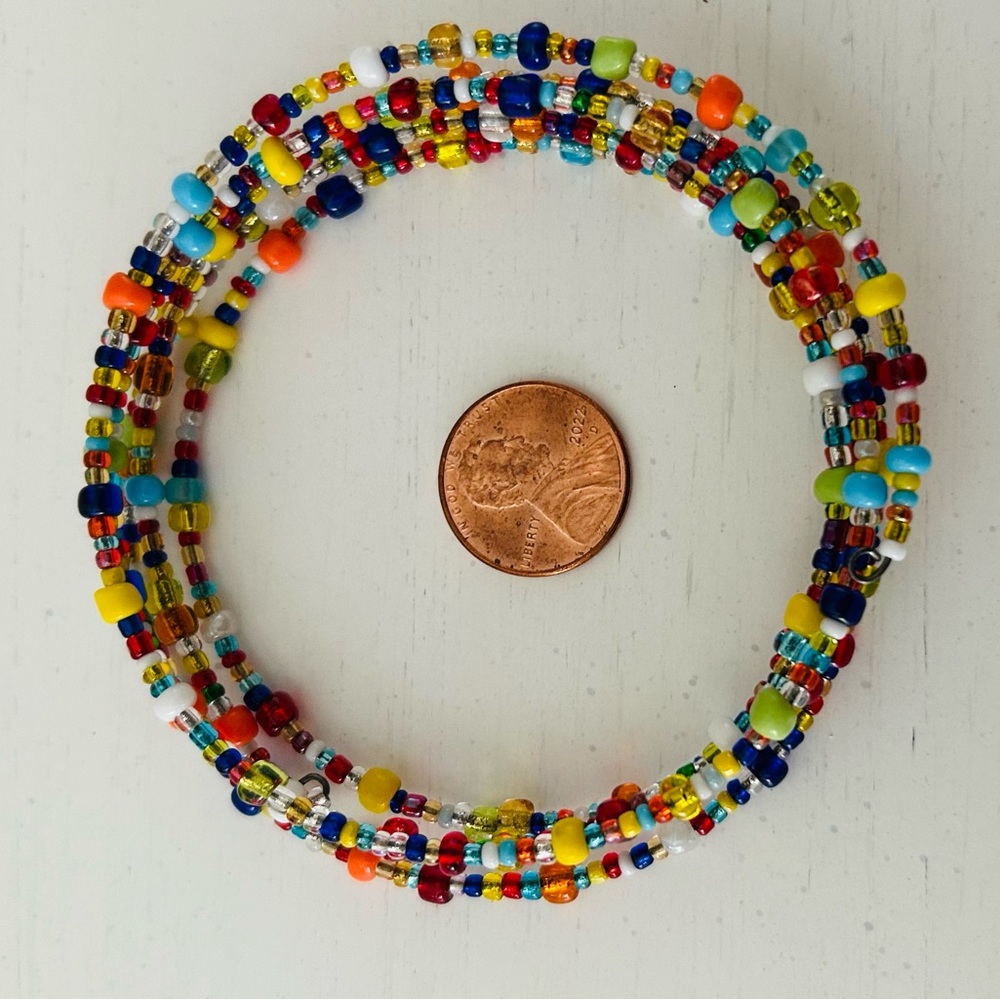 Handcrafted Colorful Beaded Necklace and Bracelet Set - Picture 7 of 8